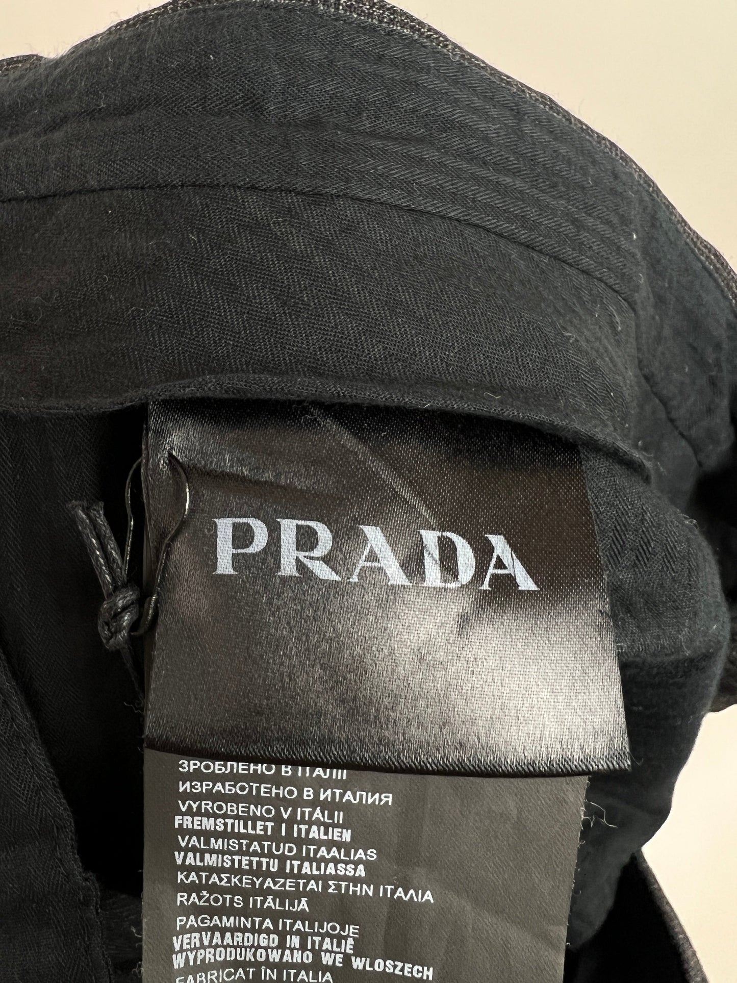 Prada Dark Grey Tailored Menswear Suit Jacket and Tro rs Size UK 44