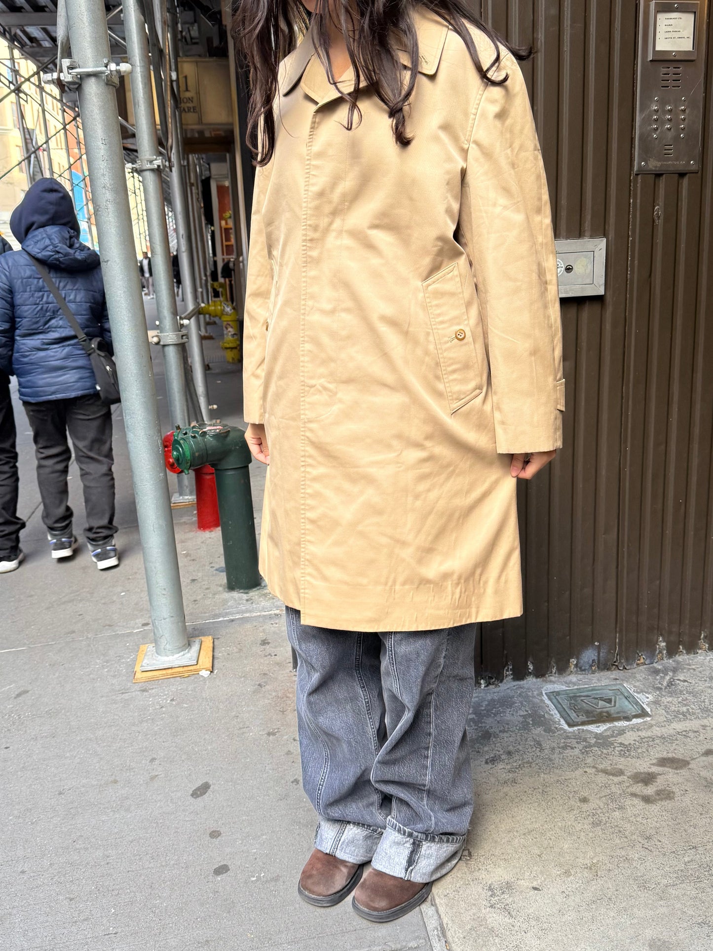 Burberry   Khaki Plaid Lined Mid-Length Coat