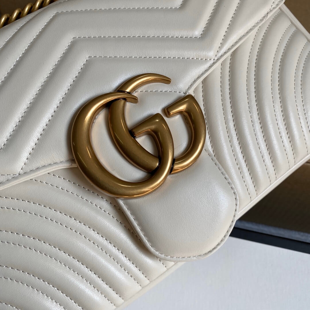 ?443496 GG Marmont medium matelassé shoulder bag white leather gold hardware