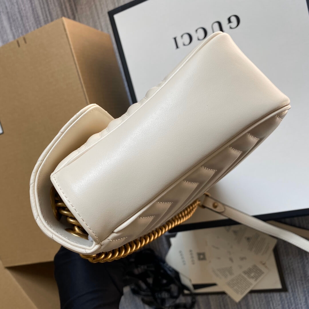 ?443496 GG Marmont medium matelassé shoulder bag white leather gold hardware