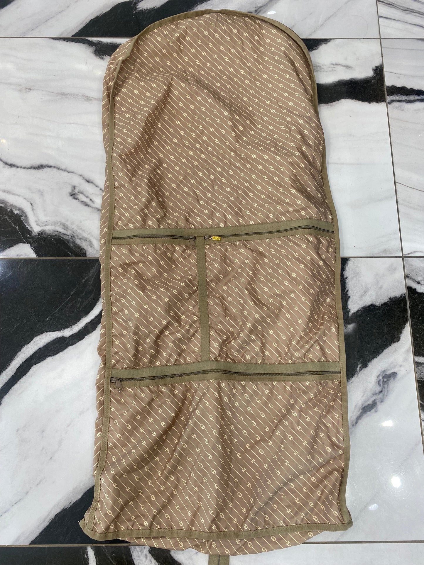 GUCCI INTERLOCKING GG NYLON ZIP GARMENT BAG