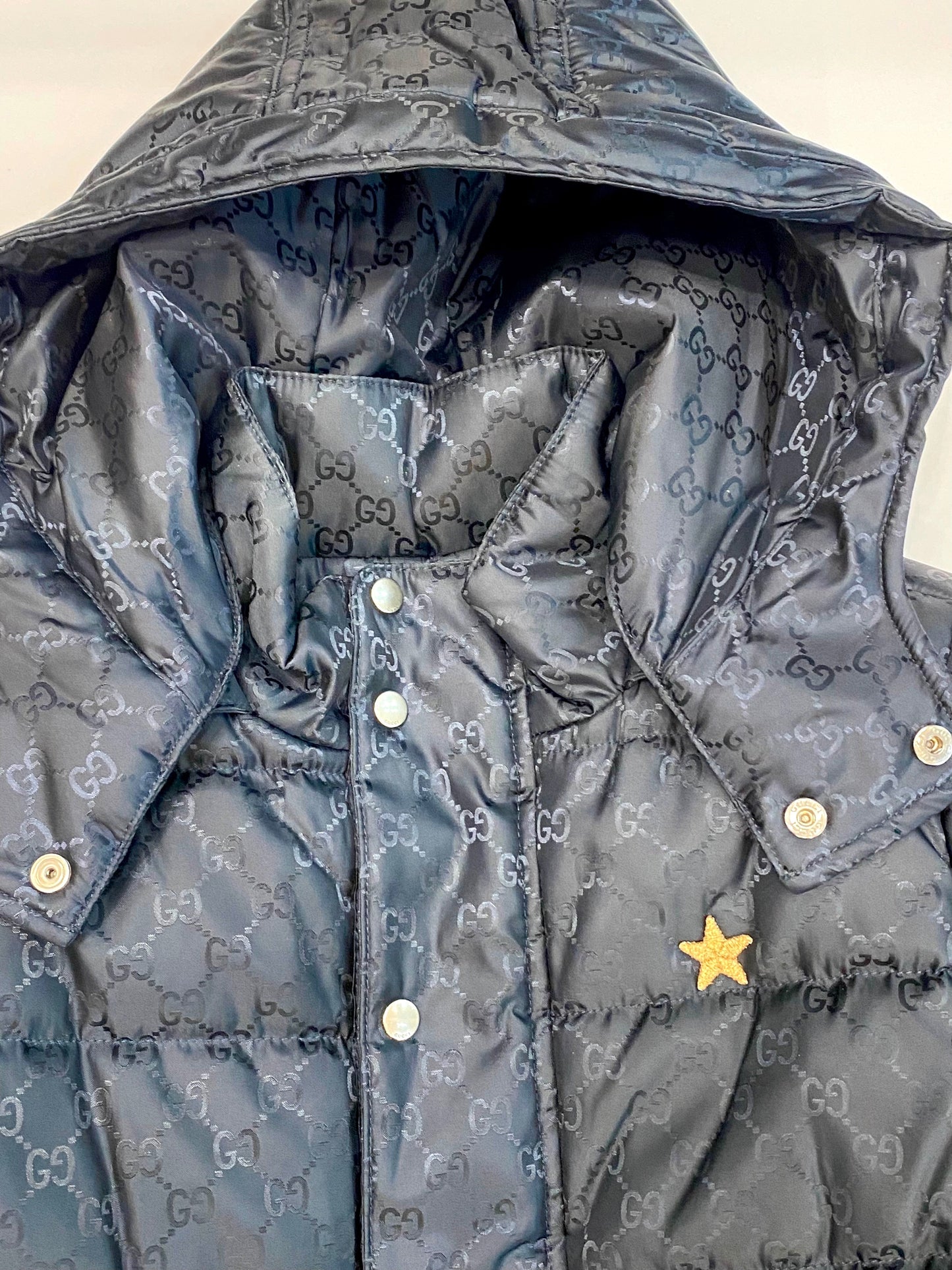 GUCCI GG MONOGRAM KIDS HOODED DOWN COAT