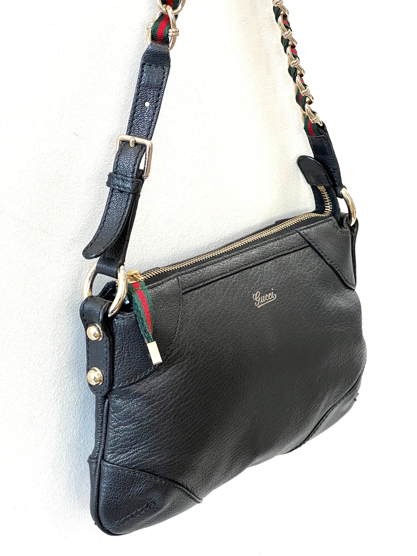 GCI CAPRI CHAIN SHOULDER BAG