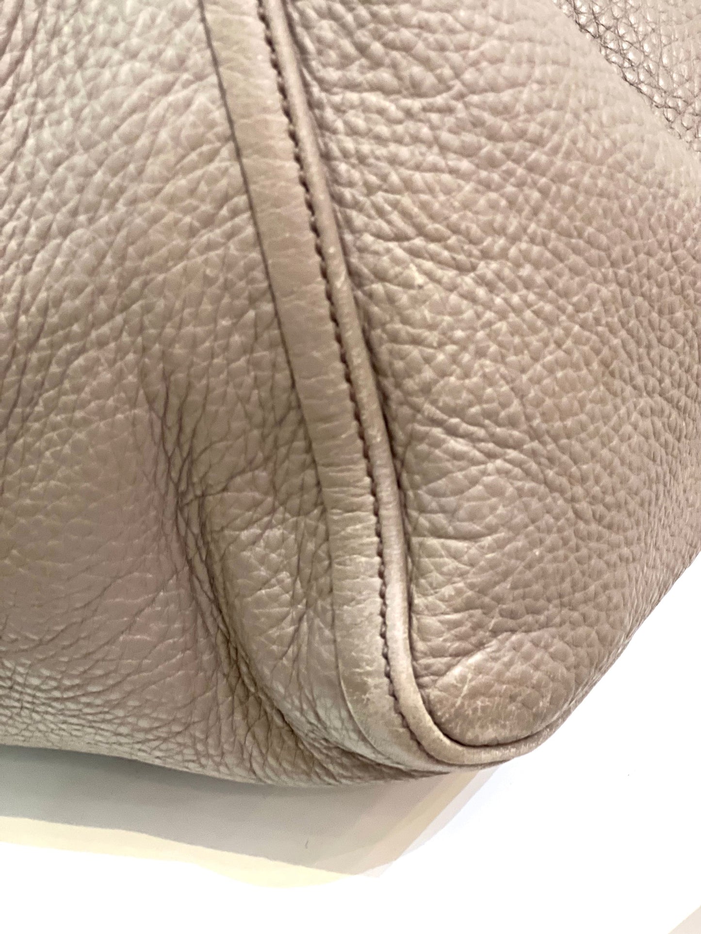 GCI LEATHER SOHO SHOULDER BAG