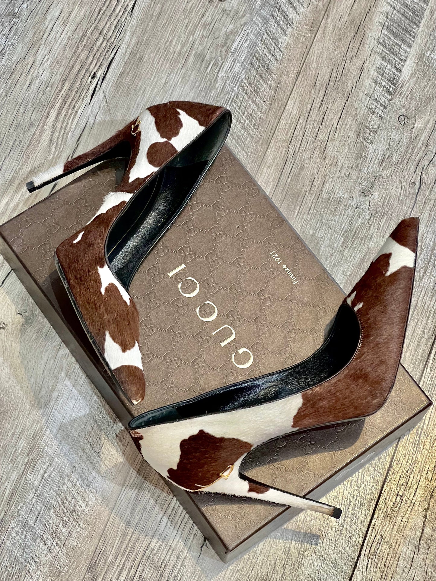 GUCCI POINTED TOE PONY HAIR PUMPS