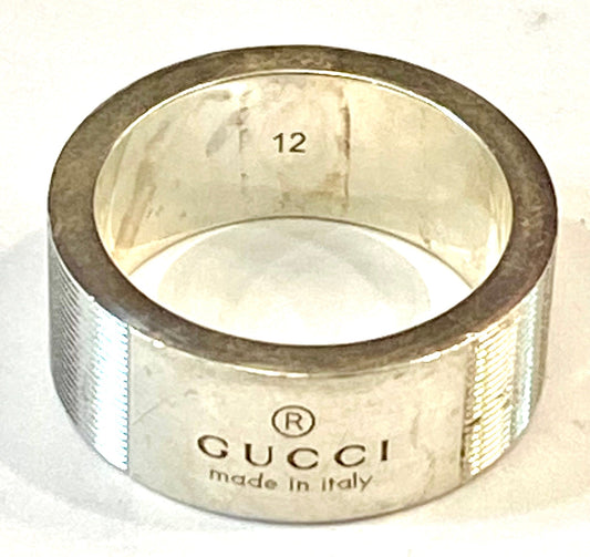 GUCCI STERLING SILVER GUCCI TRADEMARK WIDE BAND RING
