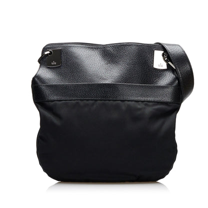 Gucci Canvas Shoulder Bag (AYY4CR)