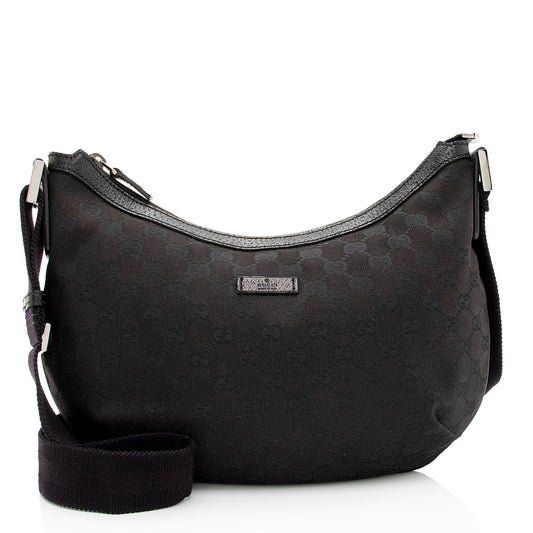 Gucci GG Canvas Half Moon Medium Messenger Bag (SHF-aTmqfv)