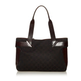 Gucci GG Canvas Shoulder Bag (SHG-28960)