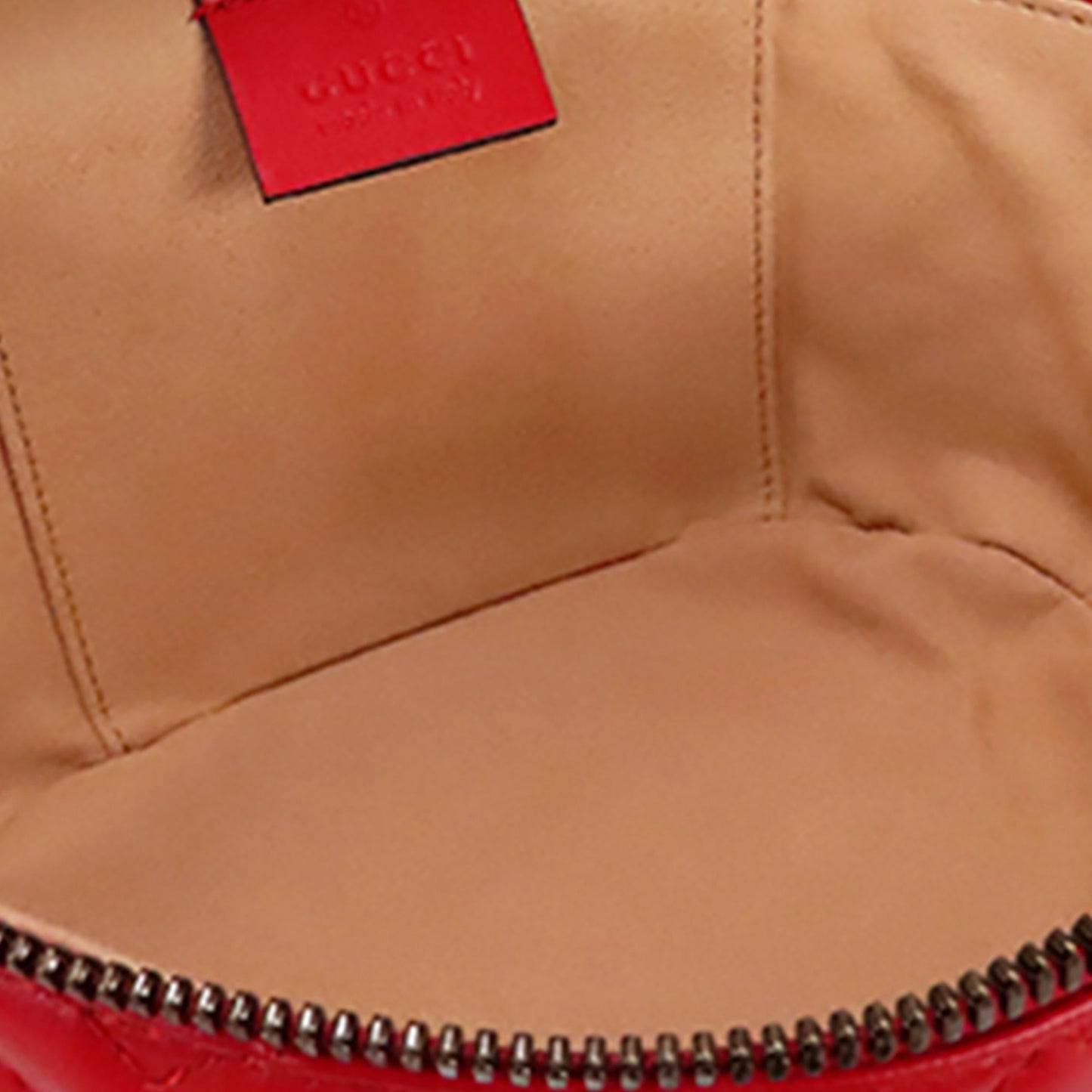 Gucci GG Marmont Leather Round Backpack (33104)