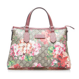 Gucci GG Supreme Blooms Satchel (ohCTZX)