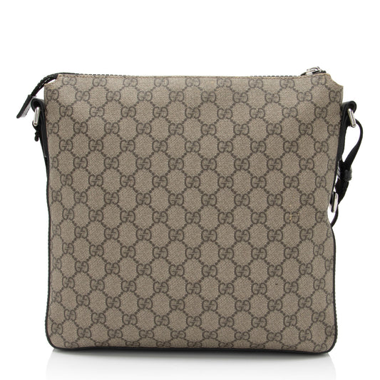 Gucci GG Supreme Flat Front Zip Messenger (SHF-7C0ZEs)