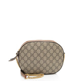 Gucci GG Supreme Mini Chain Bag (SHF-9vmlmQ)