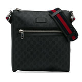 Gucci Medium GG Supreme Messenger Bag (WOpgdu)
