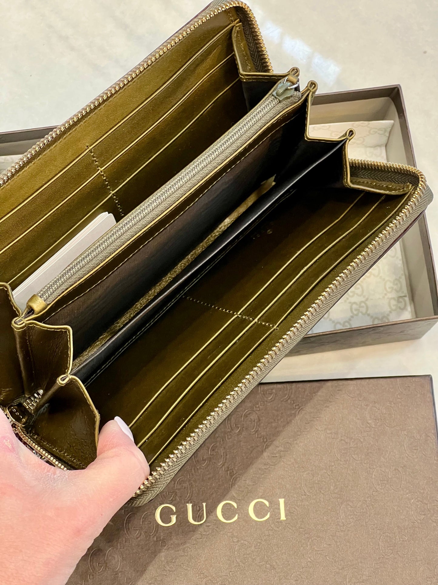 GCI METALLIC MICROGCISSIMA ZIP AROUND WALLET