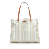 Gucci Printed Canvas Tote (YkeO0d)