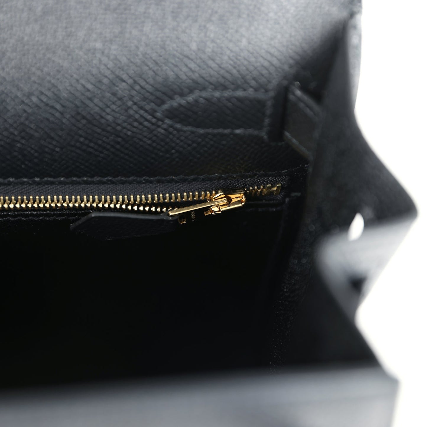 Pre-owned Hermes Kelly Sellier 28 Black Epsom Gold Hardware