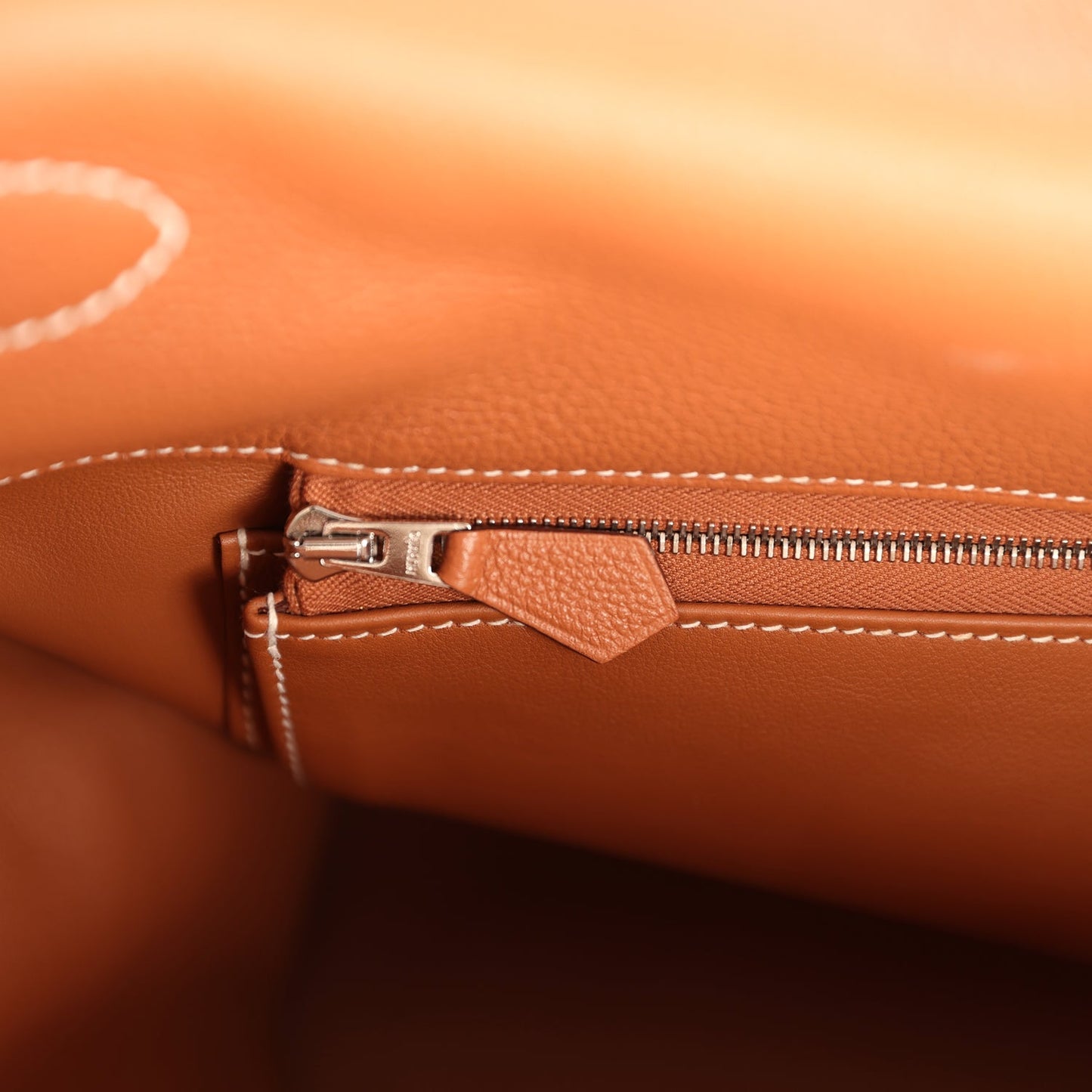 Hermes Kelly Voyage 50 Gold Evercolor Palladium Hardware
