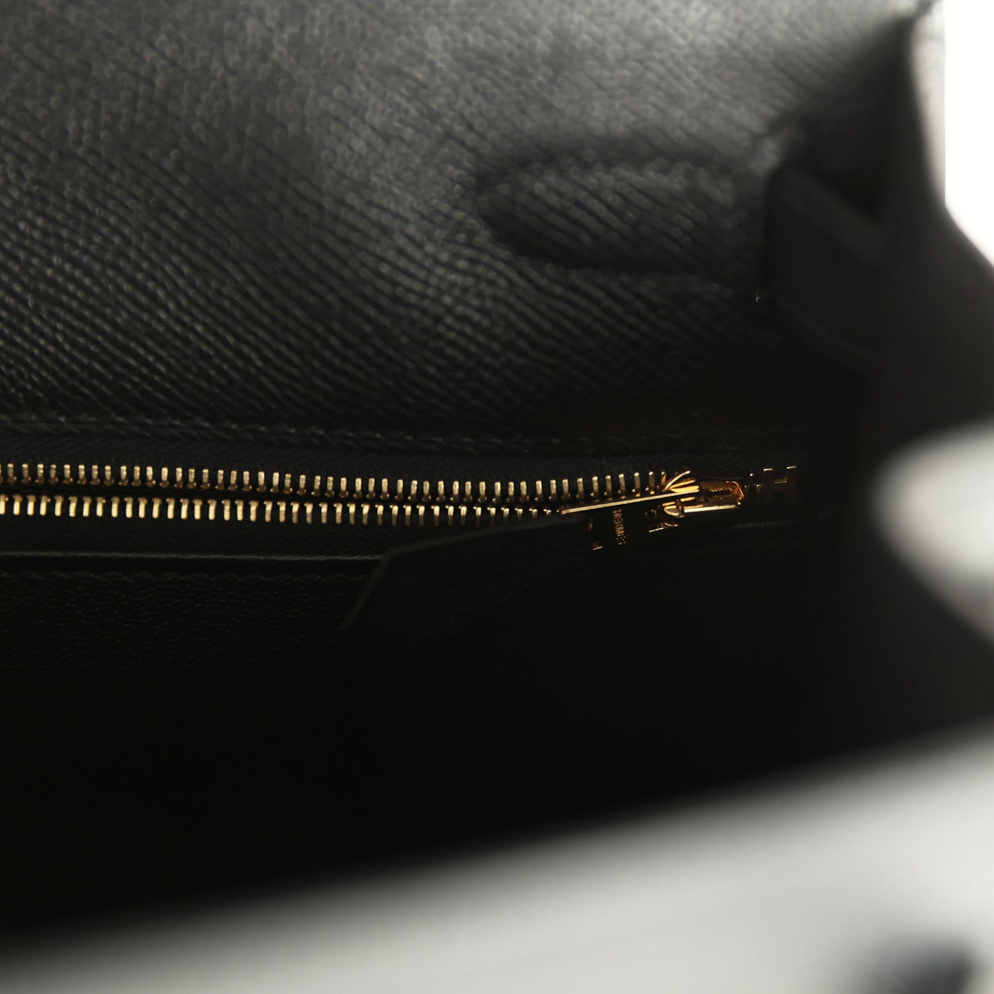 Pre-owned Hermes Kelly Sellier 28 Black Epsom Gold Hardware