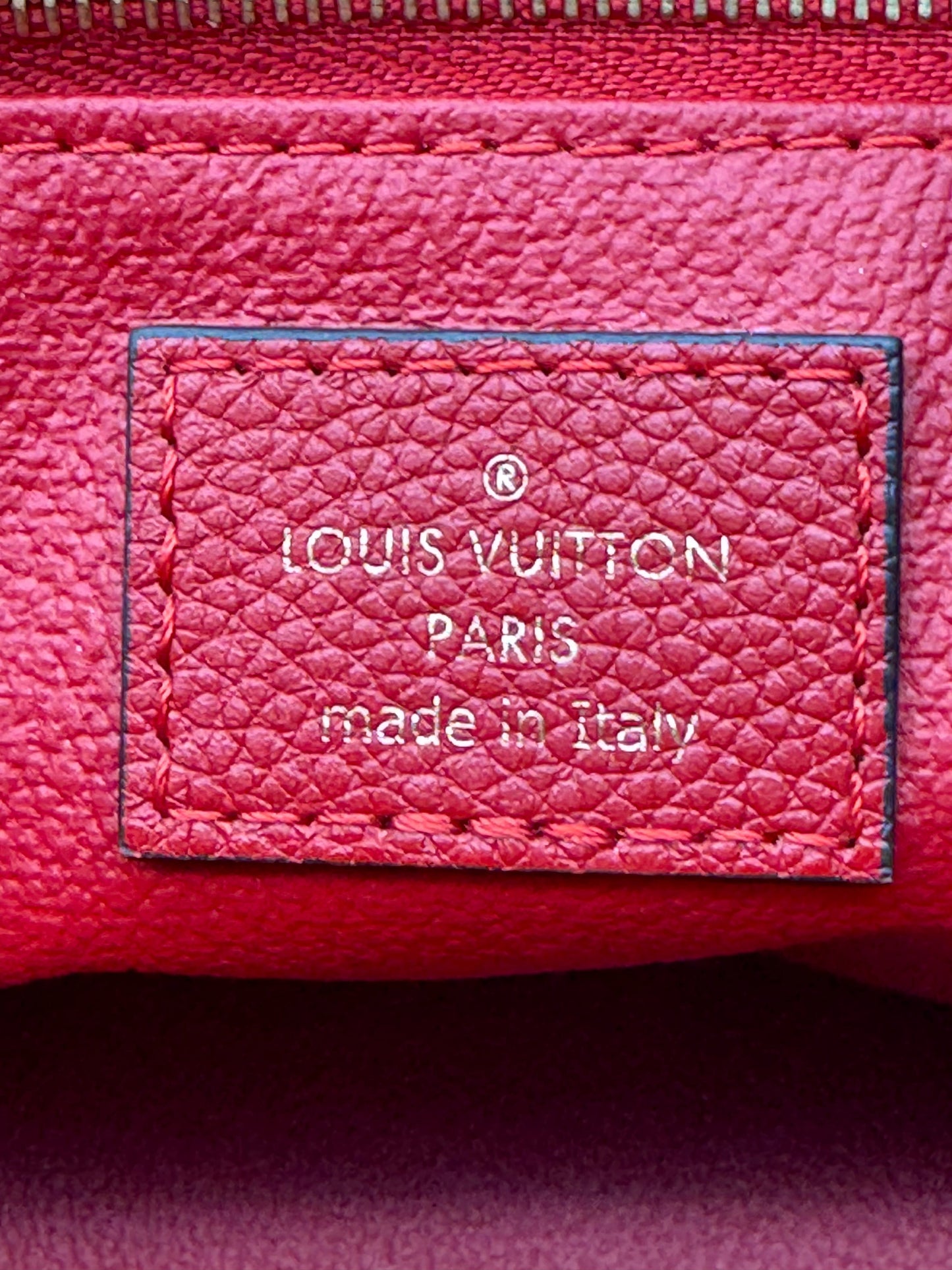 Makeup Bag Luxury Designer By Louis Vuitton  Size: Large