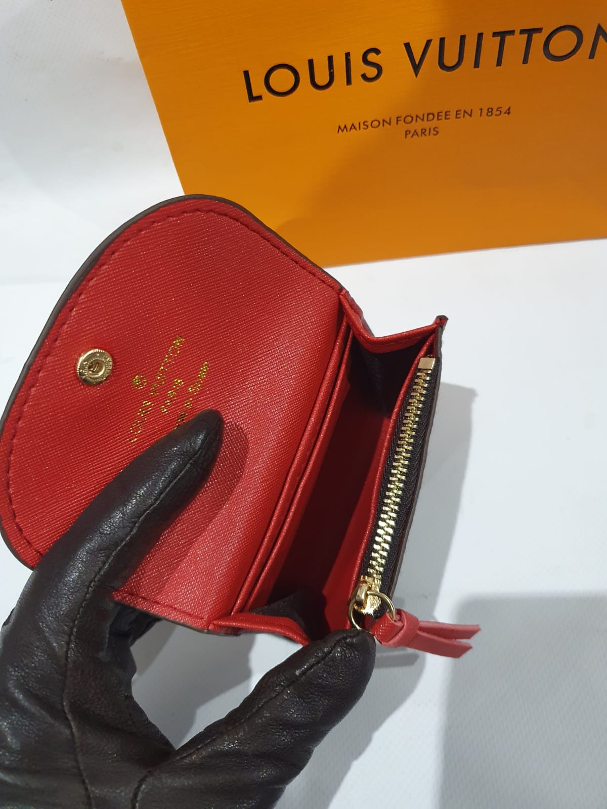 Louis Vuitton Wallet (Women)