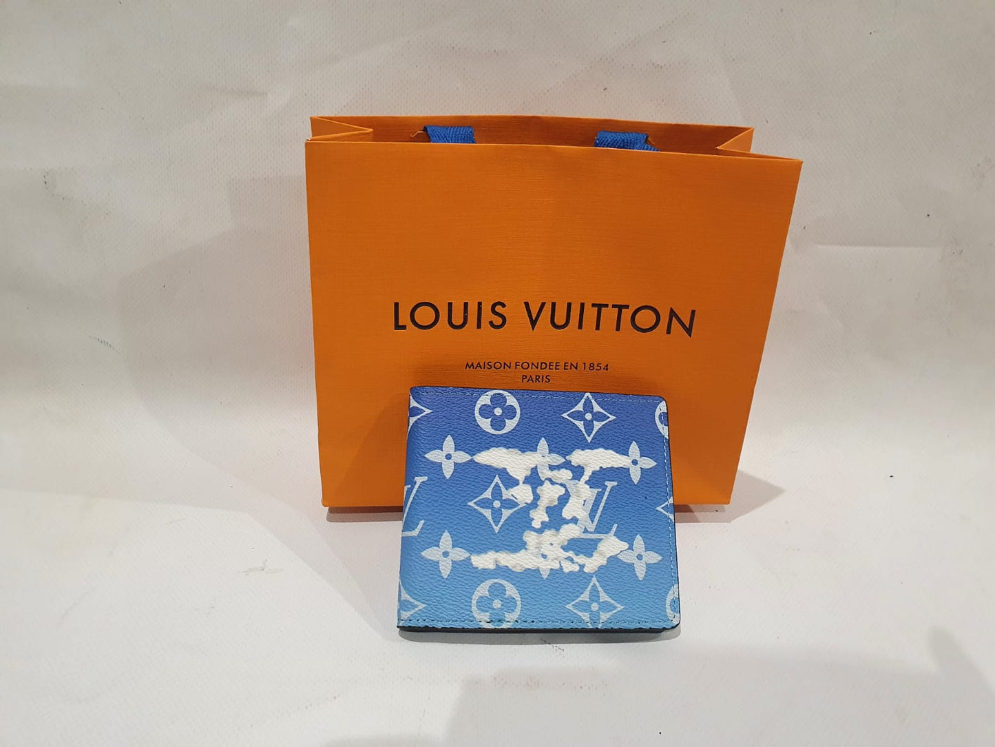 Louis Vuitton Wallet (Men)