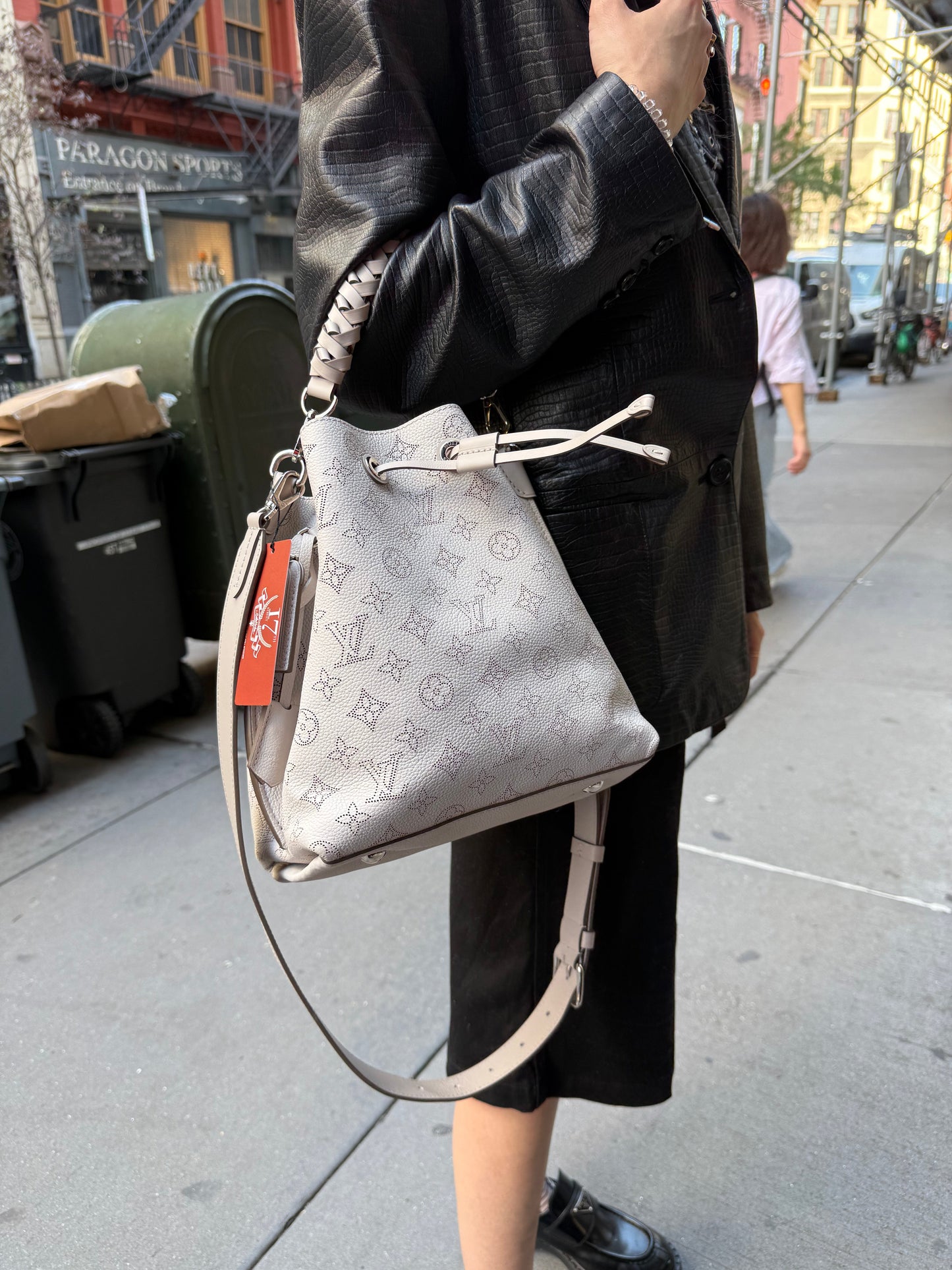 Louis Vuitton Leather Muria Bucket Bag