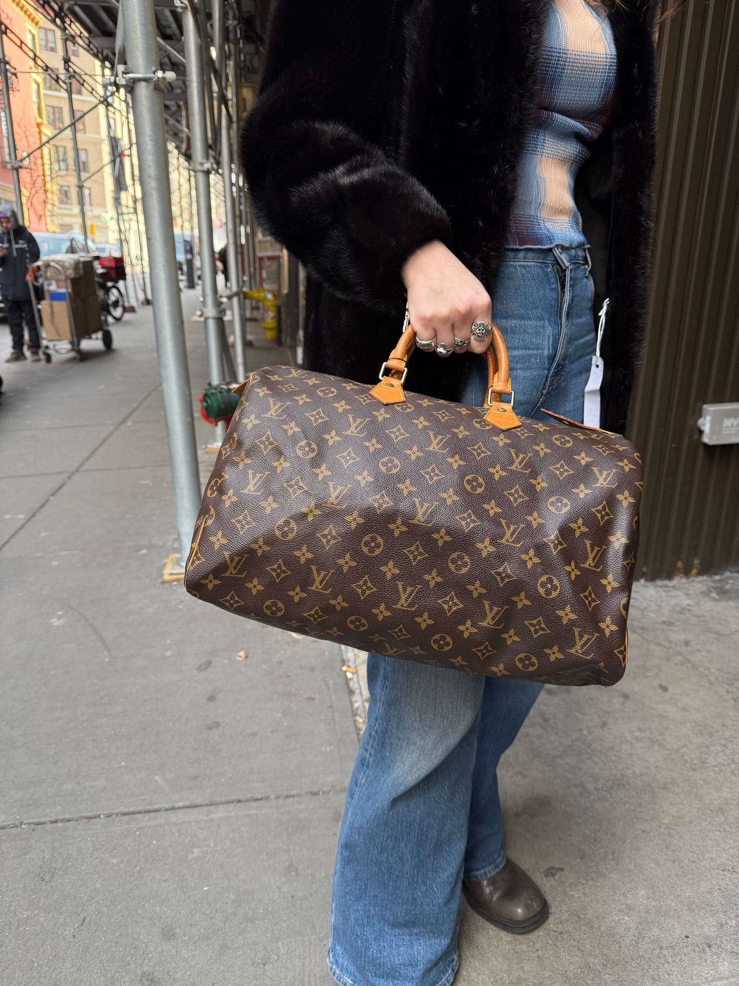Louis Vuitton Monogram Speedy 40