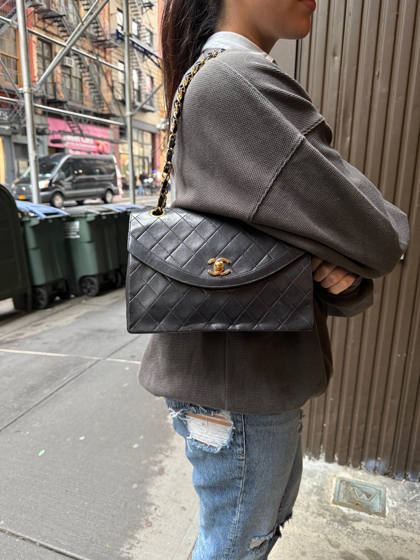 Chanel   Black Quilted Diana Shoulder Bag 1986-1988