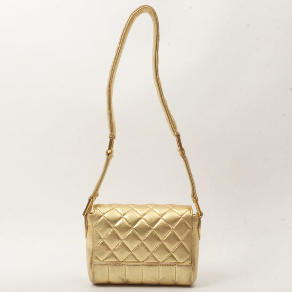 Chanel Around 1990 Made Design Stitchturn-Lock Shoulder Bag Gold