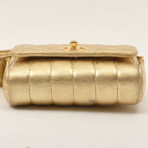 Chanel Around 1990 Made Design Stitchturn-Lock Shoulder Bag Gold