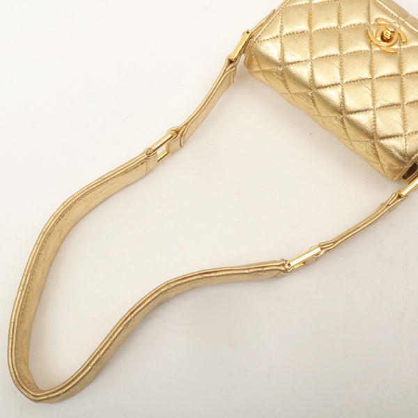 Chanel Around 1990 Made Design Stitchturn-Lock Shoulder Bag Gold