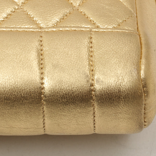 Chanel Around 1990 Made Design Stitchturn-Lock Shoulder Bag Gold