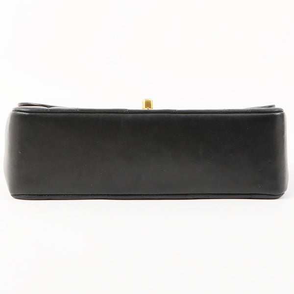 Chanel Around 1992 Made Edge Design Flap Turn-Lock Chain Bag Black
