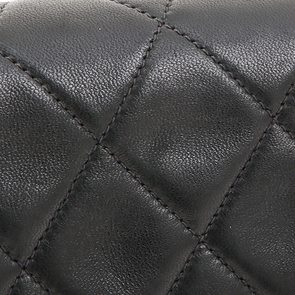 Chanel Around 1992 Made Edge Design Flap Turn-Lock Chain Bag Black