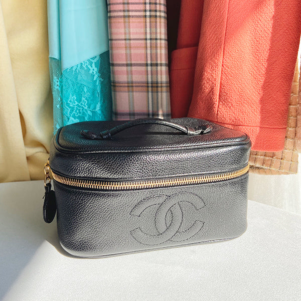 Chanel Around 1995 Made Caviar Skin Cc Mark Stitch Vanity Black