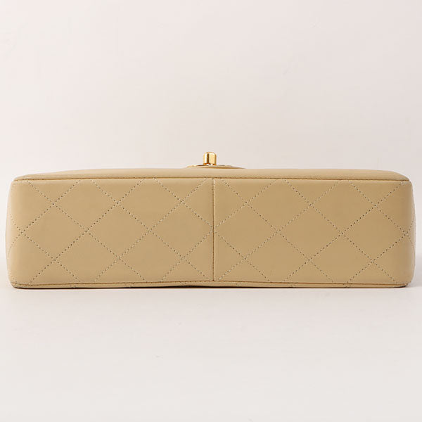 Chanel Around 1990 Made Design Flap Chain Bag With Pouch Beige