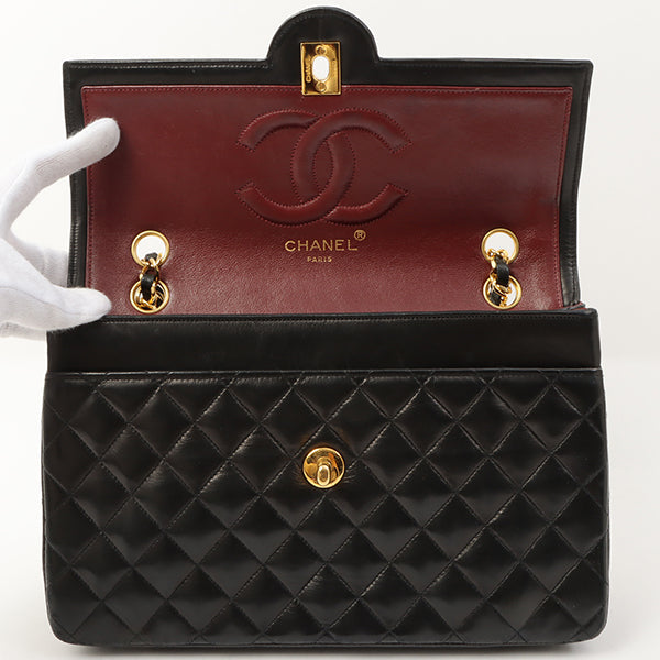 Chanel Around 1990 Made Design Flap Turn-Lock Chain Bag Black