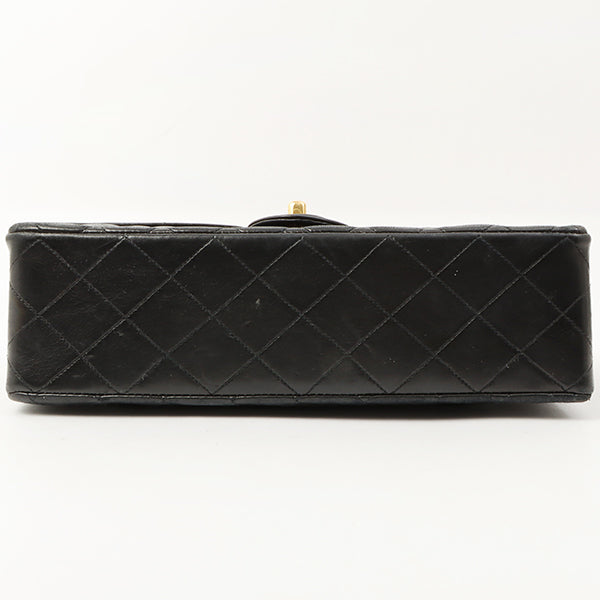 Chanel Around 1990 Made Design Flap Turn-Lock Chain Bag Black
