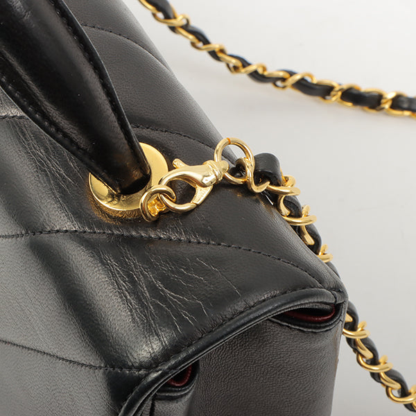 Chanel Around 1998 Chevron Turn-Lock Chain 2Way Bag Black