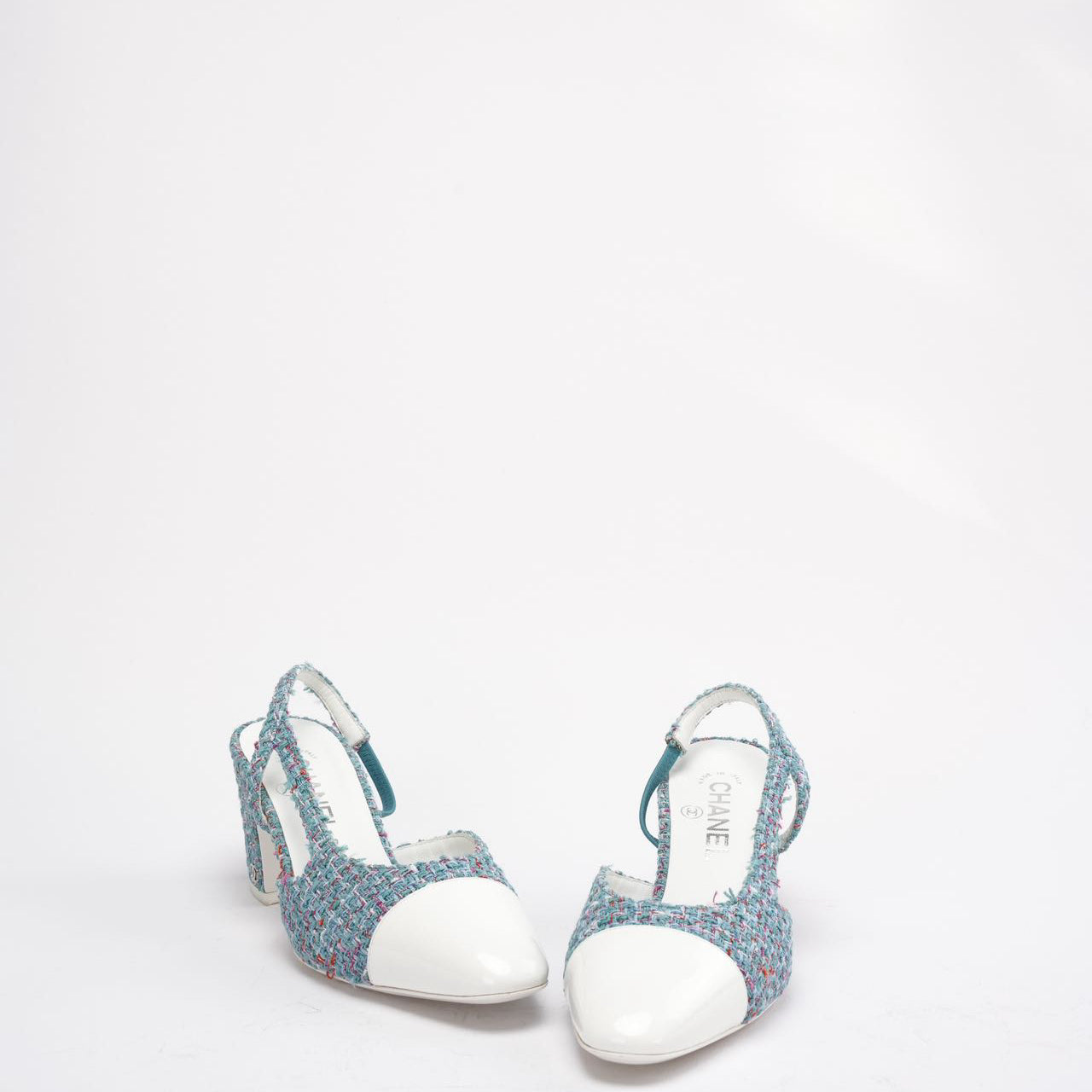 Chanel Tiffanyblau Tweed and Leather CC Pumps Size 38.5
