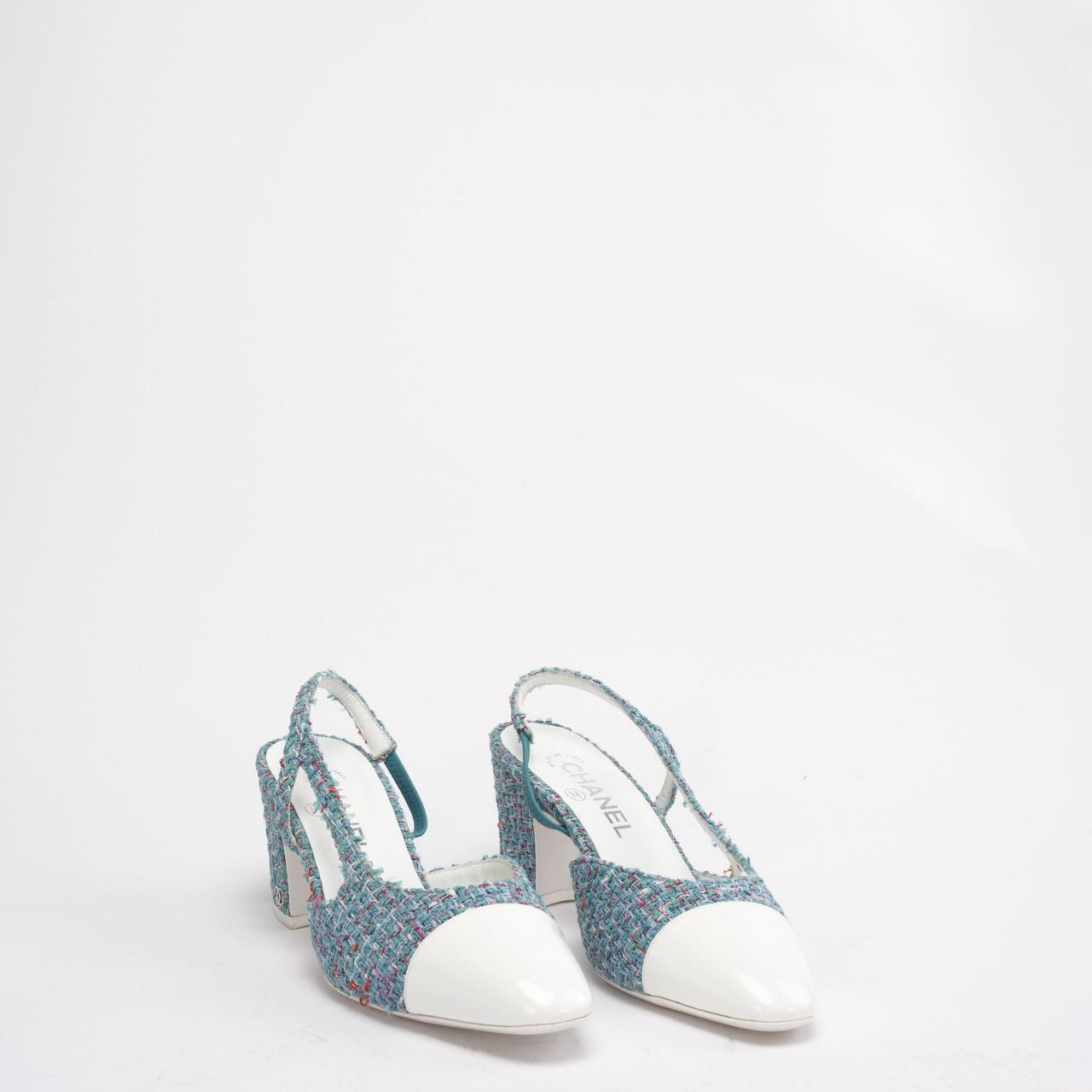 Chanel Tiffanyblau Tweed and Leather CC Pumps Size 38.5