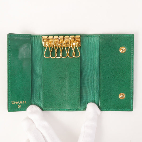 CHANEL Around 1997 Made Caviar Skin Cc Mark Stitch Key Case Green