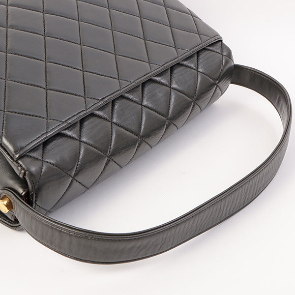 Chanel Around 1997 Made V Flap Turn-Lock Handle Bag Black