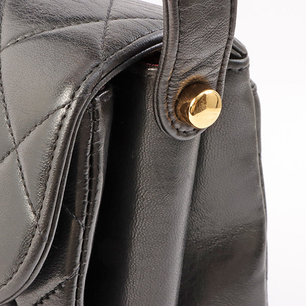 Chanel Around 1997 Made V Flap Turn-Lock Handle Bag Black