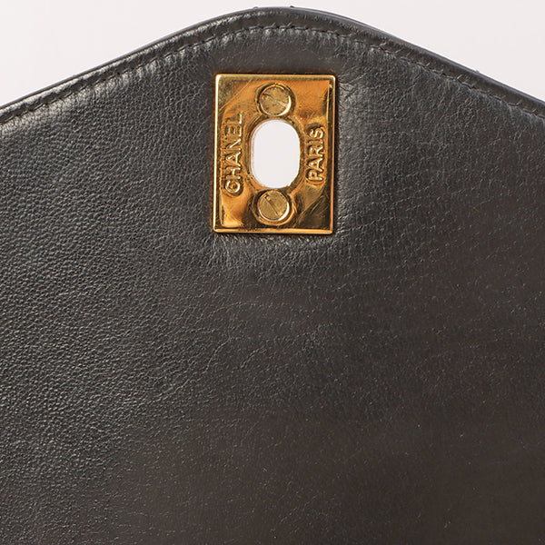 Chanel Around 1997 Made V Flap Turn-Lock Handle Bag Black