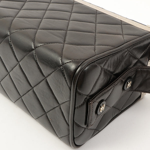 Chanel Around 1997 Made Logo Plate Box Handbag Black/Silver