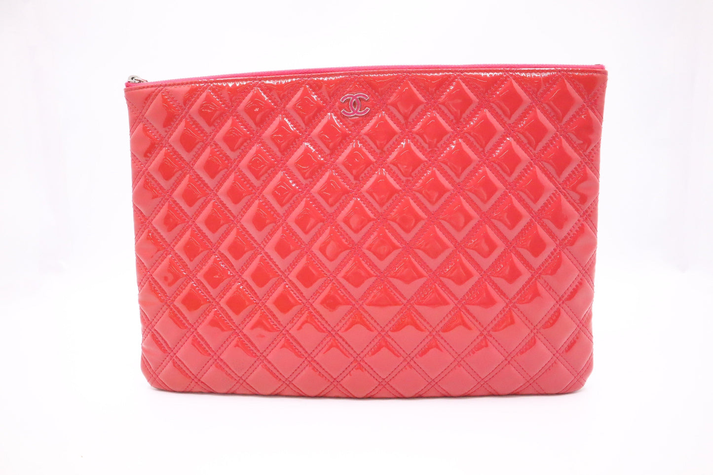 Chanel Large O Case in Pink Patent Leather