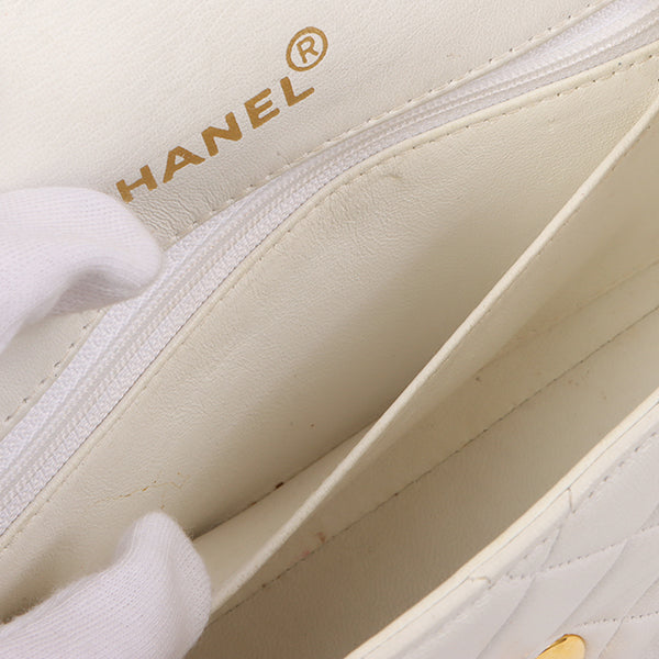 Chanel Around 1992 Made Edge Design Flap Turn-Lock Bijou Chain Bag White