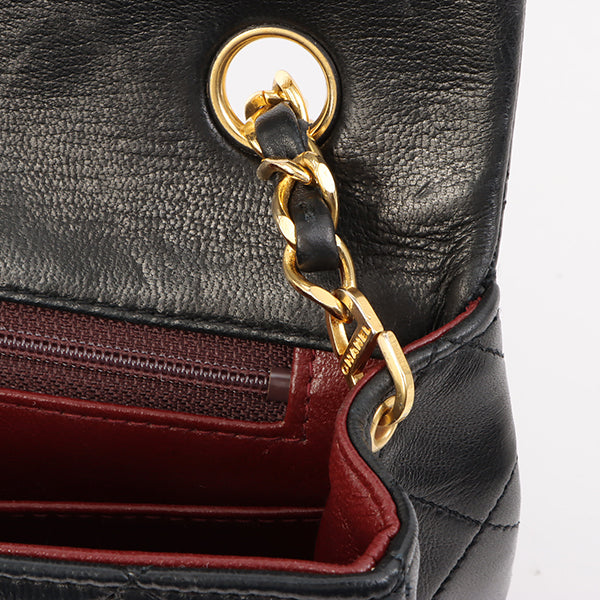 Chanel Around 1990 Made Full Flap Chain Bag 23Cm Black